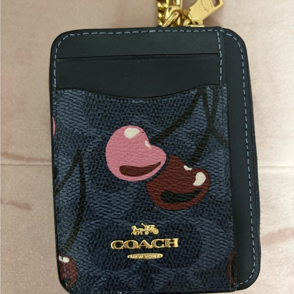 ❌SOLD❌ Coach Signature Canvas With Cherry Denim Print Wallet and Charm - Picture 3 of 7